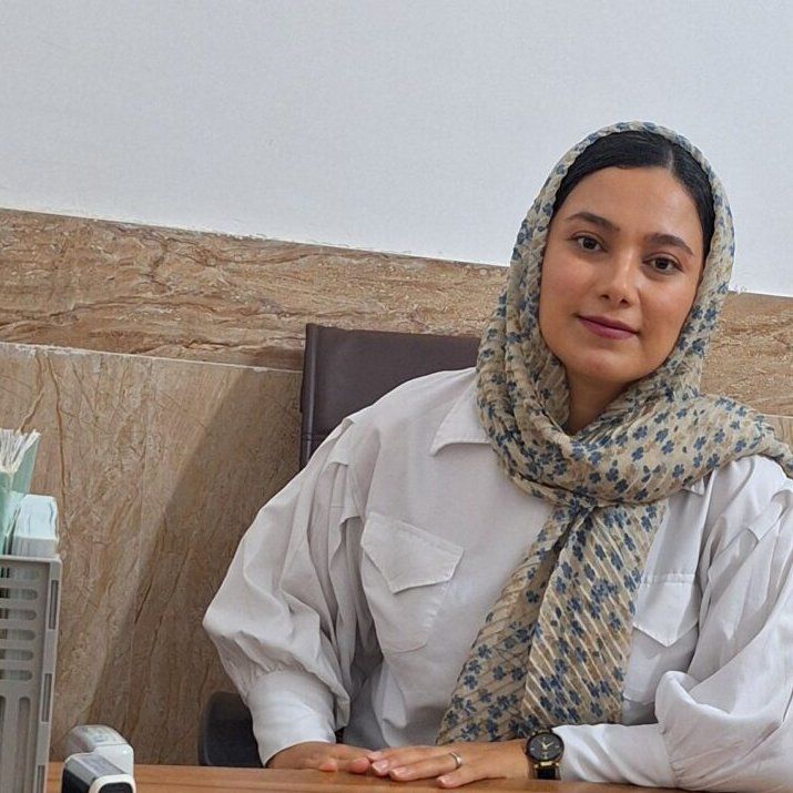 دکتر سیده دنا احمدی بخش