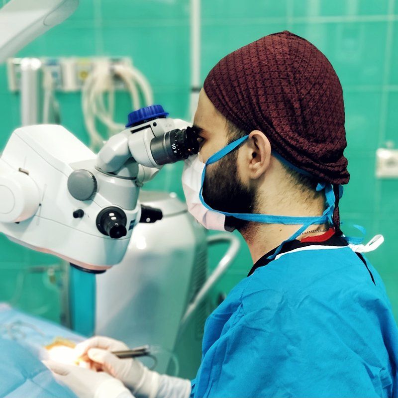 محمدرضا حسامی رستمی متخصص چشم پزشکی, دانشجوی تخصص چشم پزشکی, دکترای پزشکی