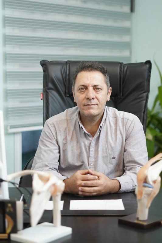 دکتر علیرضا دبیری