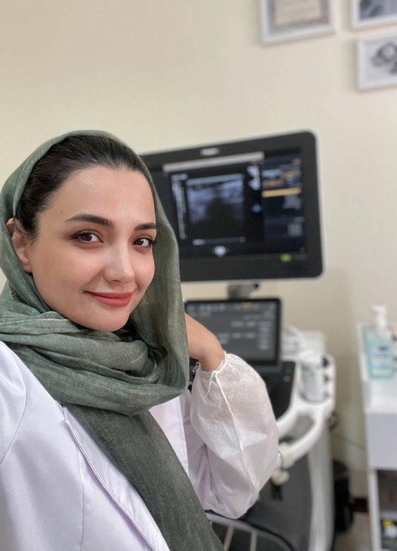 دکتر مینو پیروزی