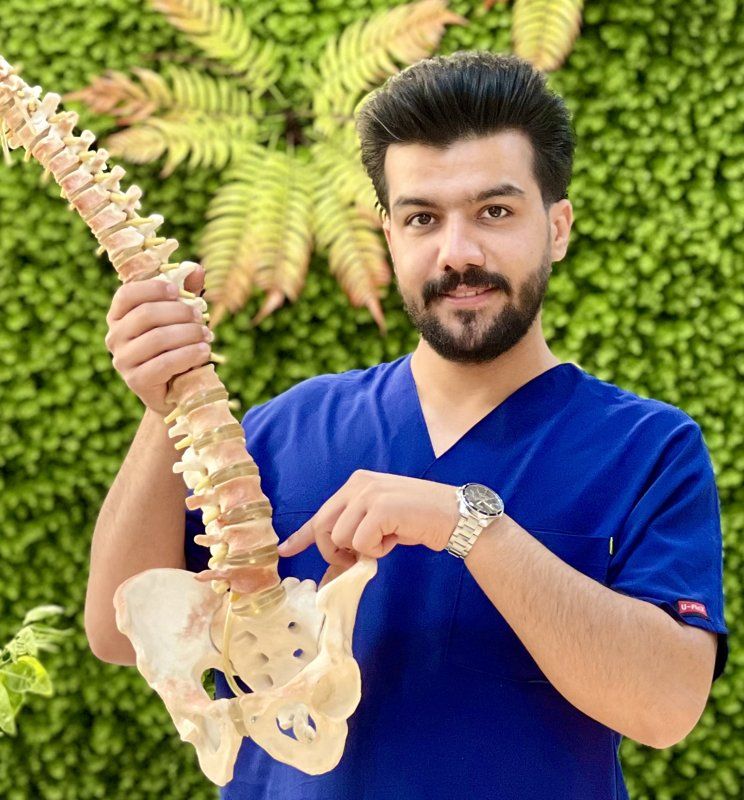 دکتر علی حاتمی