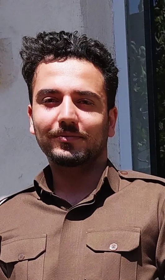ادریس محمدی کارشناس بینایی سنجی