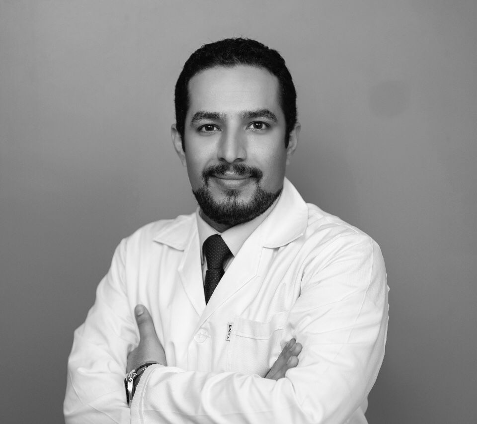 دکتر حسن یونسی قلعه