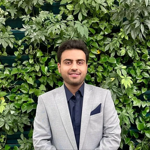 مهران برزگربفروئی متخصص جراحی کلیه و مجاری ادراری تناسلی