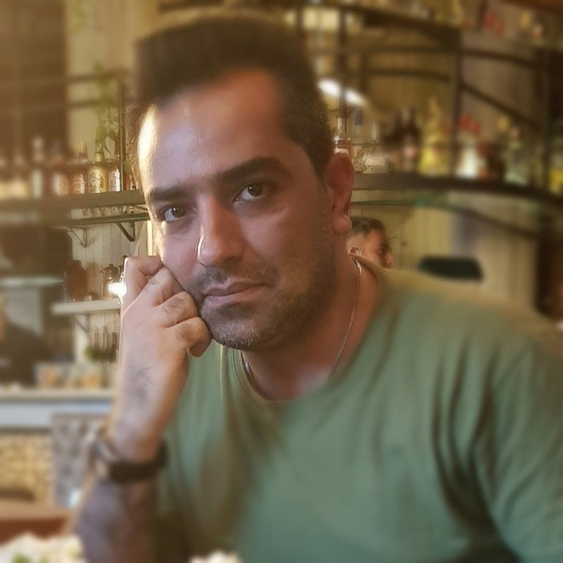 دکتر نوید روشن ضمیر