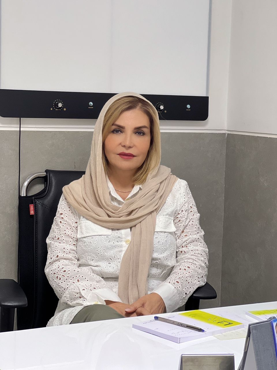 دکتر نسرین امیری فرد