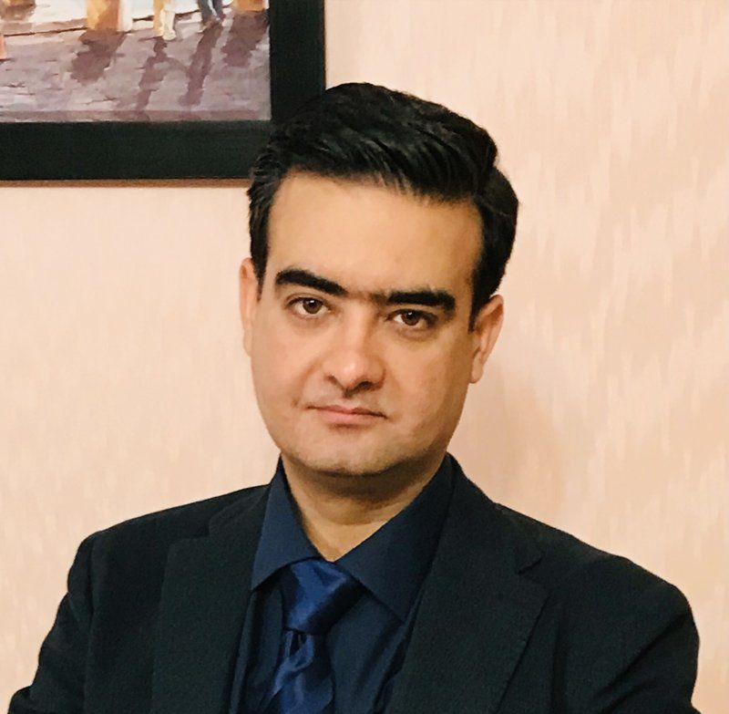 دکتر علی اخوان