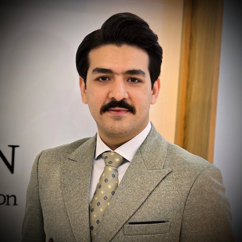 دکتر علیرضا دشتی اصفهانی
