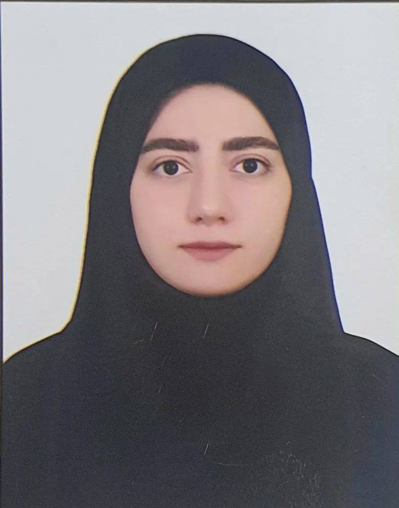 دکتر پردیس زارعی دکترای حرفه‌ای پزشکی