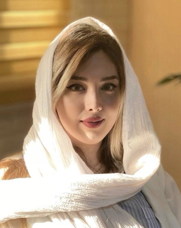 دکتر نازنین عبدالعلی زاده