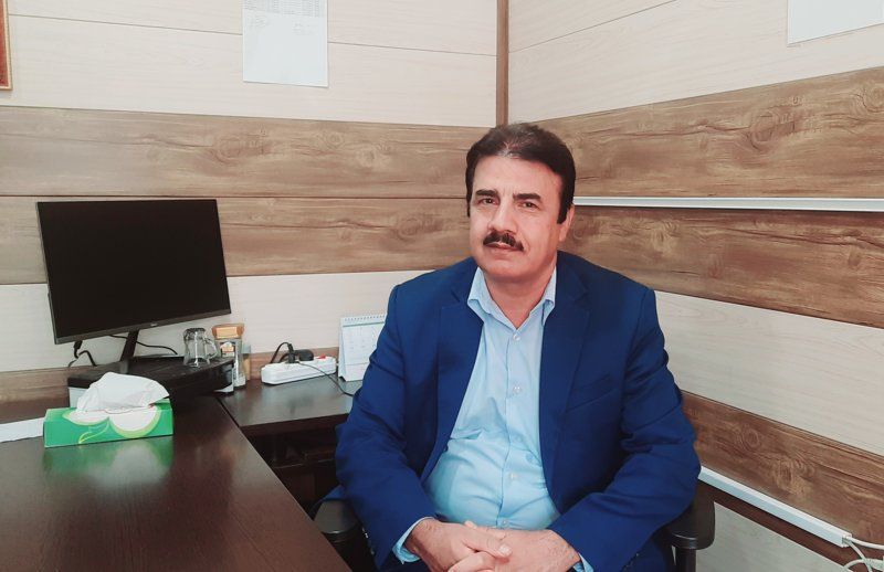 دکتر سید حمید نیکنام فوق تخصص جراحی درون بین کلیه و مجاری ادراری و تناسلی