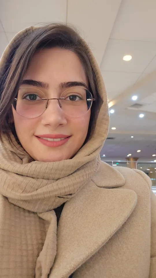 فاطمه خادم لو جراح و متخصص زنان و زایمان