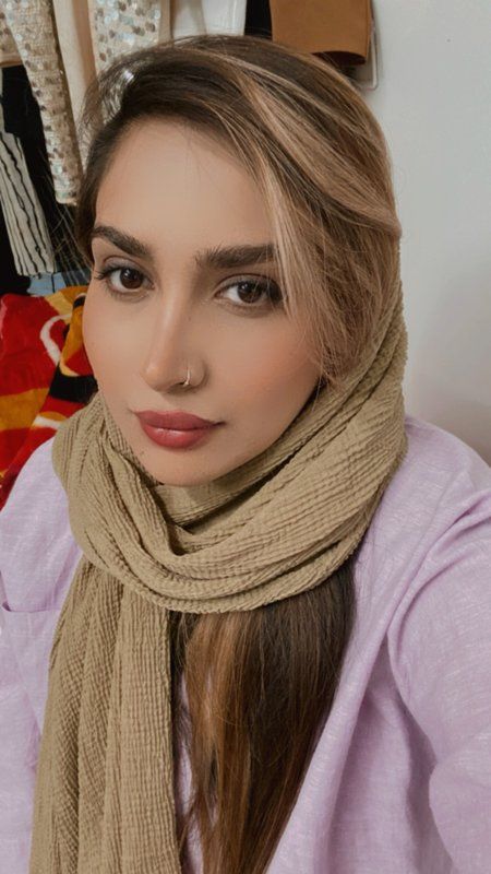 دکتر ساناز یوسفی