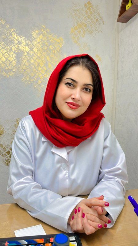 بهاره فاضلی دکترای پزشکی