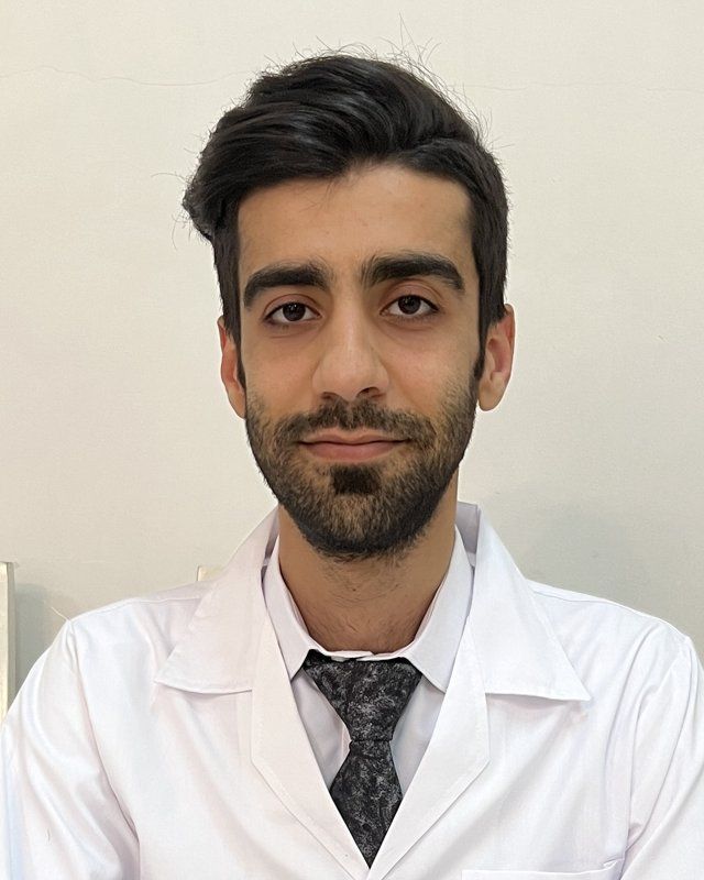 دکتر شایان نظریان سیاه پوش