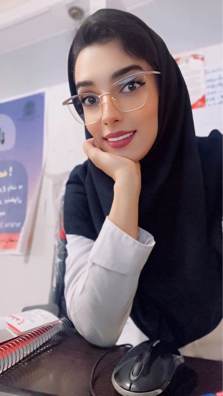 کیمیا محمودی دلفان درمان تیرگی ها /جوانسازی و خشکی واژن  از بین بردن ترک های پوستی و اسکار ها  مراقبت های بارداری  تعیین جنسیت/ماماهمراه  درمان زخم و عفونت ها/پاپ اسمیر  درمان زگیل تتاسلی و HPV  تنظیم خانواده  اختلالات یائسگی /قاعدگی /جنسی