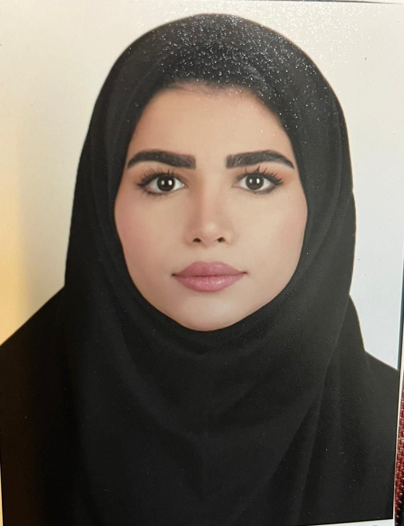 عاطفه یاسری کیا کارشناس مامایی