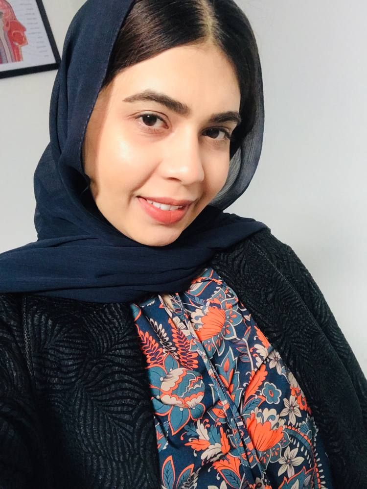 دکتر فاطمه آزمایش
