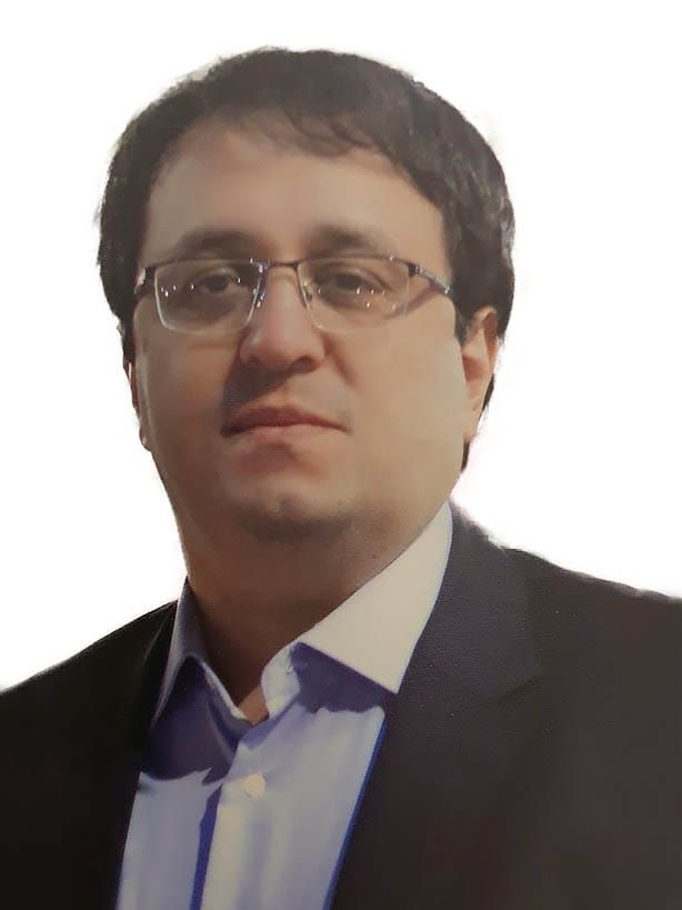 دکتر یاسر قادری