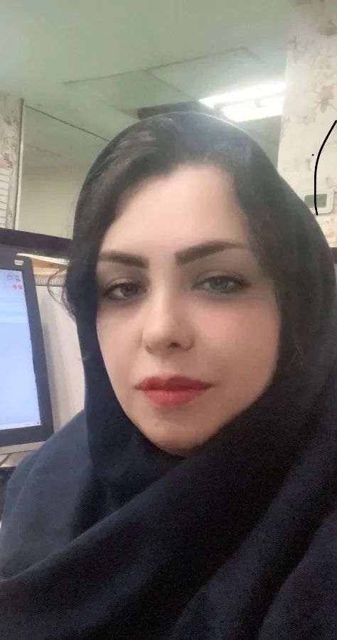 سمیه بهبودی کارشناس مامایی
