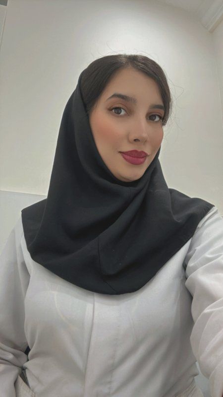فاطمه سلیمانی کارشناس مامایی