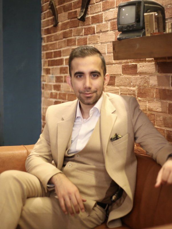 دکتر امیر احمدیان