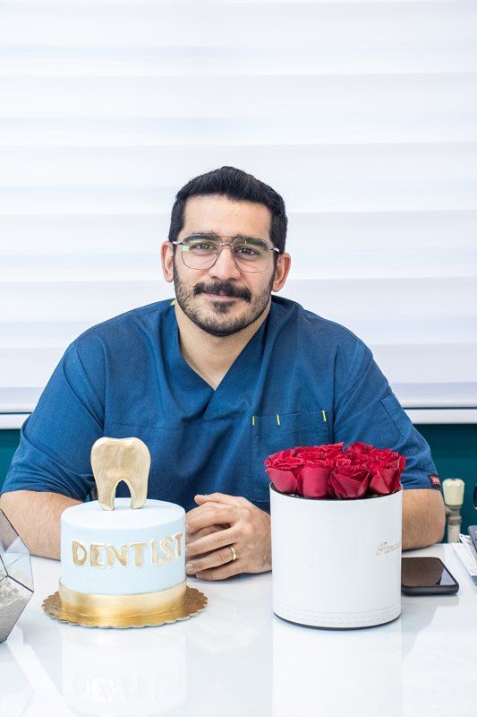 سیدعلی فتاحی دکترای دندانپزشکی