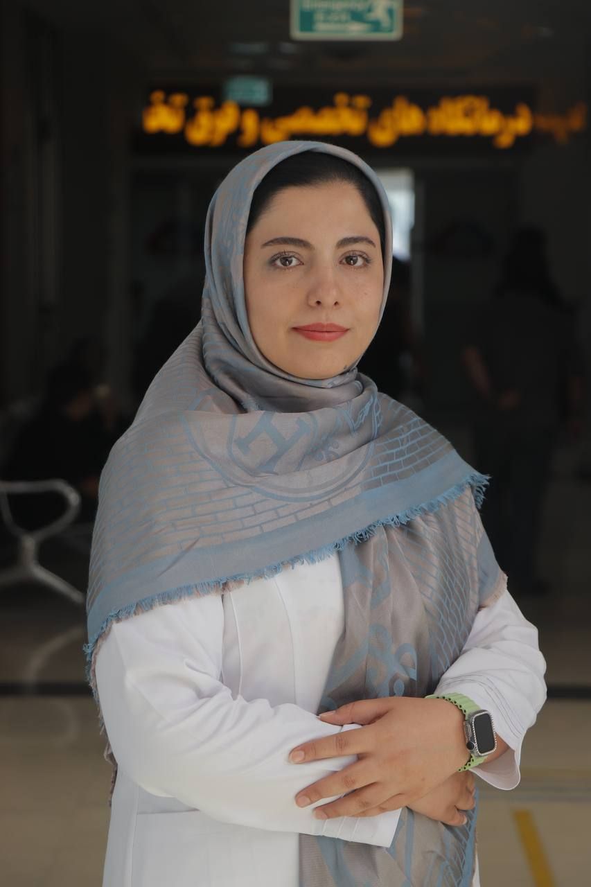 ساناز آذری دکترای  تخصصی اختلالات صدا،بلع،گفتار وزبان،استروبوسکوپی حنجره در تبریز،گرفتگی صدا،مرکز تصویربرداری رنگی حنجره،،لارنگوسکوپی،درمان تخصصی گرفتگی صدا،مشکل بلع،