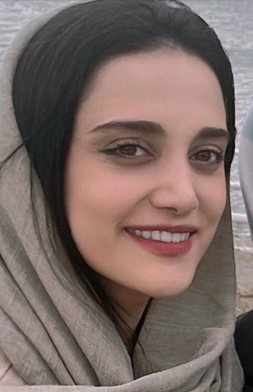 دکتر زکیه موحدزاده