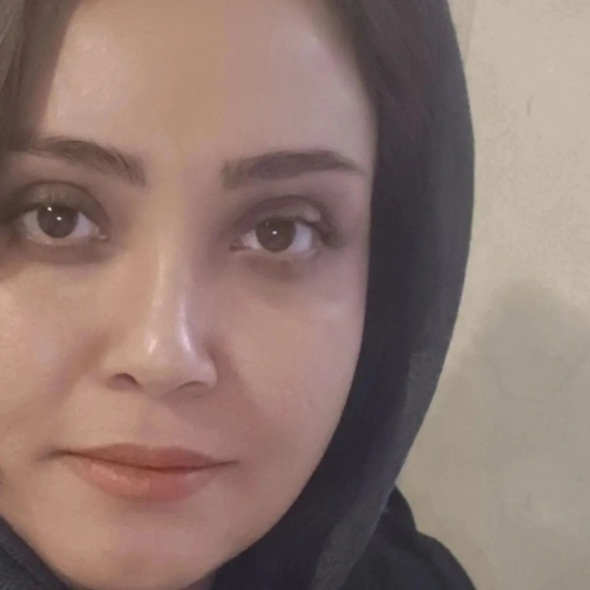 ندا حیدردخت نظری کارشناس ارشد روانشناسی بالینی_ مشاوره فردی، نوجوانان،فرزندپروری،تحصیلی،روانشناختی، اختلالات افسردگی واضطرابی،اختلالات خلقی،مهارتهای زندگی(مدیریت استرس وکنترل خشم)،بازی درمانی ، ترک اعتیاد