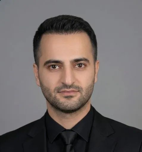 بهرام داودی متخصص بیماریهای پوست, رزیدنت تخصص پوست مو زیبایی و لیزر دانشگاه علوم پزشکی تهران (بیمارستان رازی), دکترای پزشکی