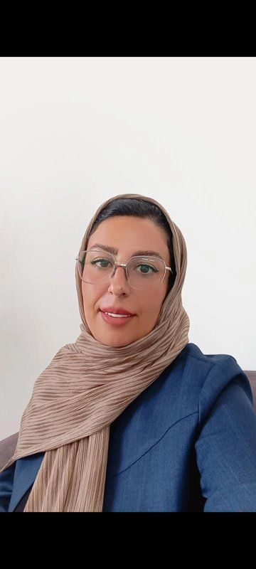 دکتر فرزانه کرامتی
