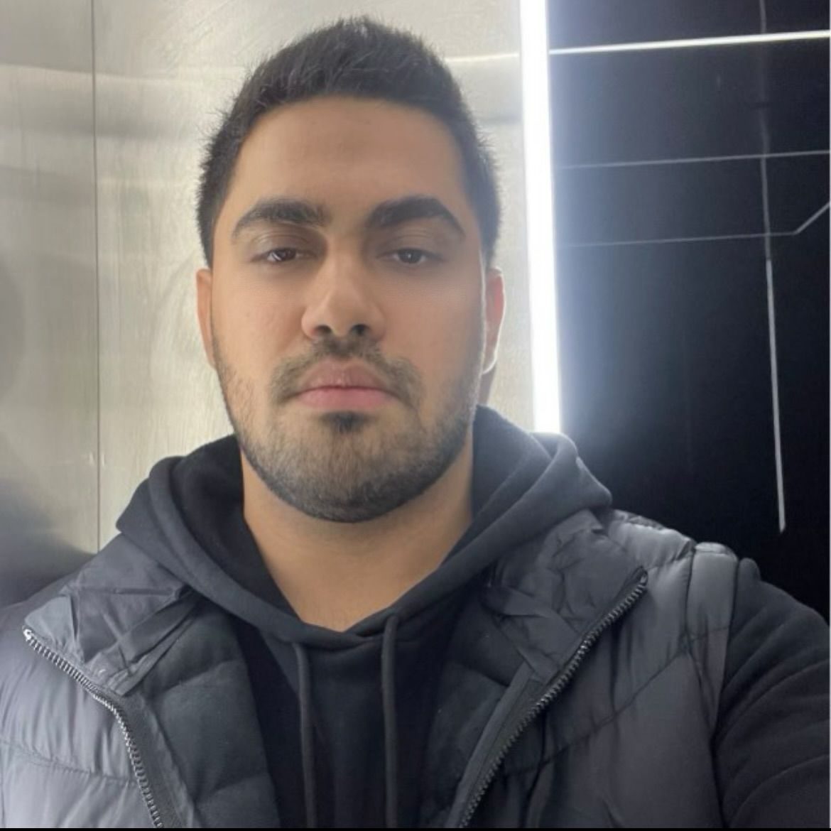 دکتر مجتبی سنگ تراش
