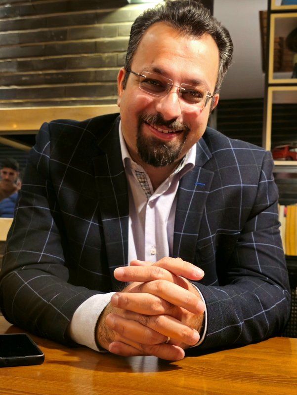 دکتر حنیف هاشم نژاد