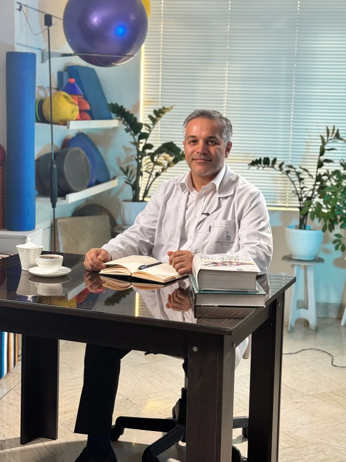 هادی گرگان بیک درمان آسیب‌های ورزشی، دیسک کمروگردن،آرتروززانو
