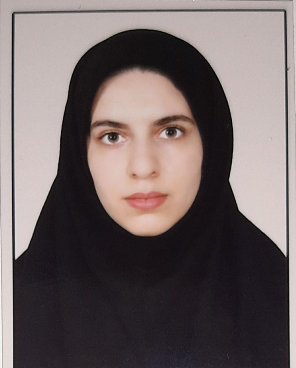 مونا اکبری شرفدارکلائی کارشناس کاردرمانی