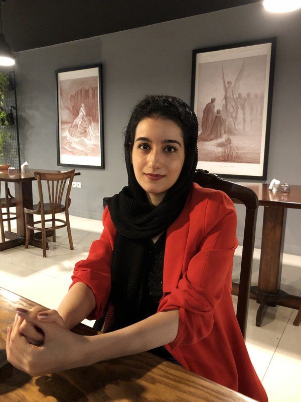 دکتر مینو روحی