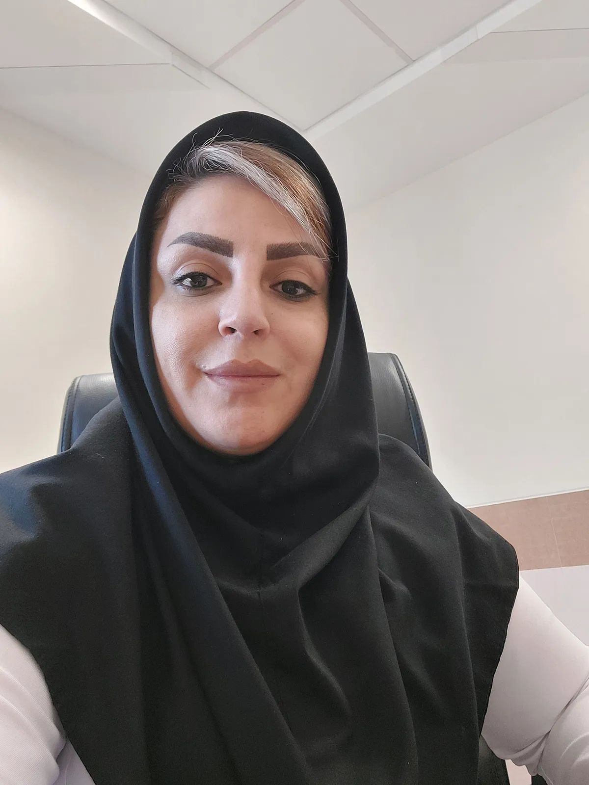 فرناز اوصانلوخرمدره کارشناسی مامایی