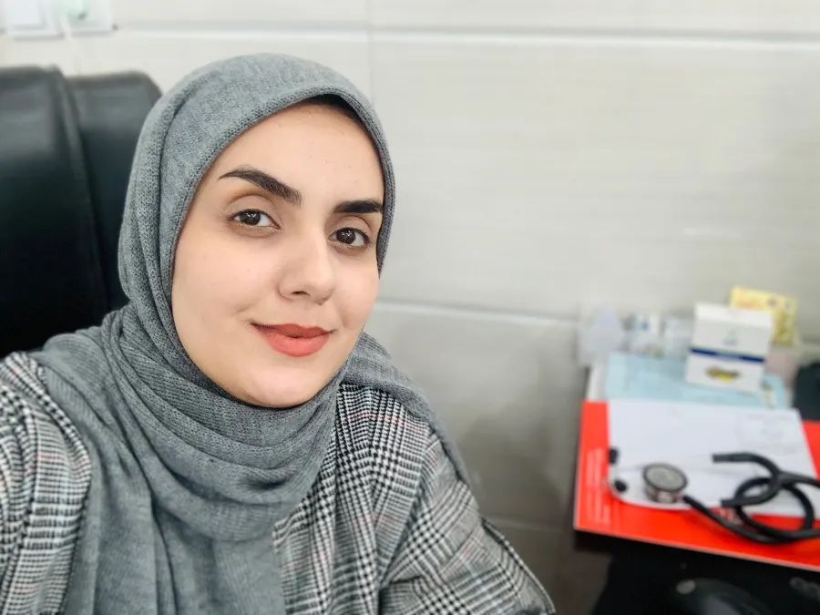 فاطمه معلمی دکترای پزشکی