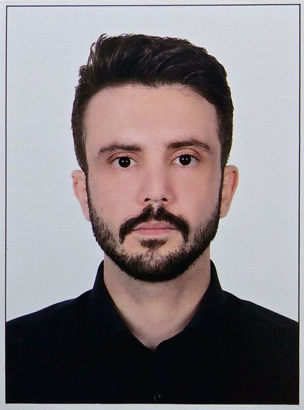 دکتر امیر عظیمی توتاخانه