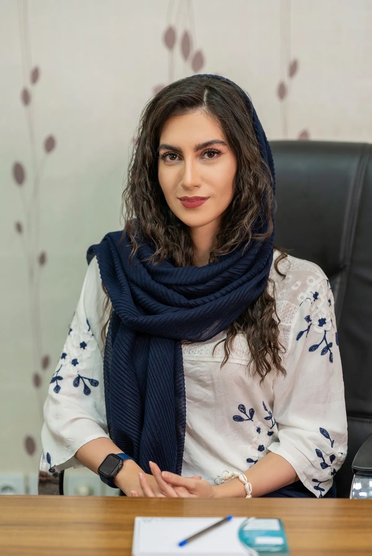 دکتر مریم سادات احمدی متخصص اعصاب و روان، رواندرمانگر