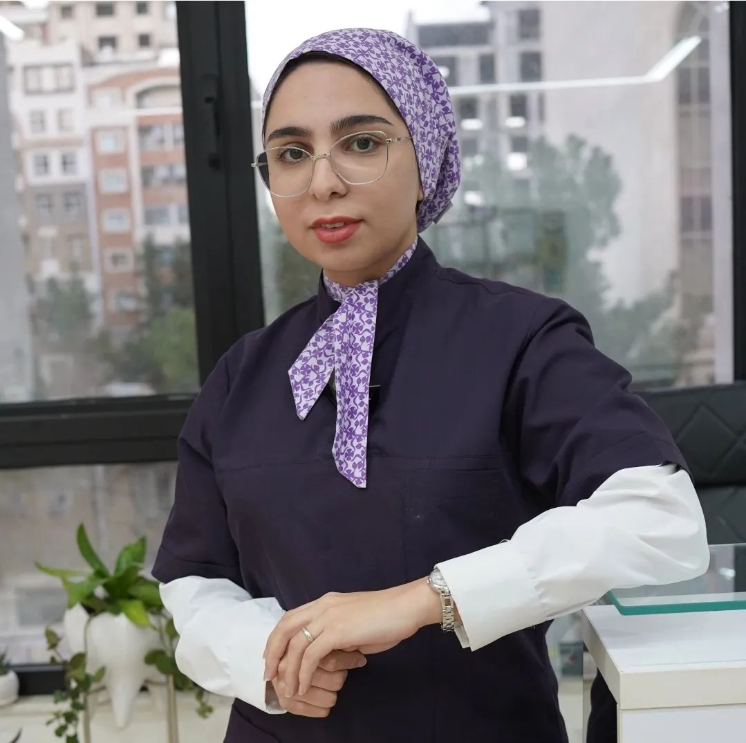 دکتر صبا قبادی دکترای حرفه‌ای دندانپزشکی، جراحی، ایمپلنت، زیبایی، درمان ریشه