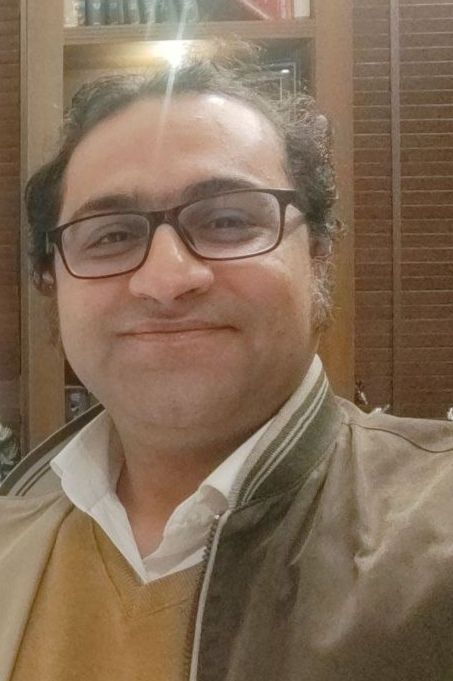 دکتر  