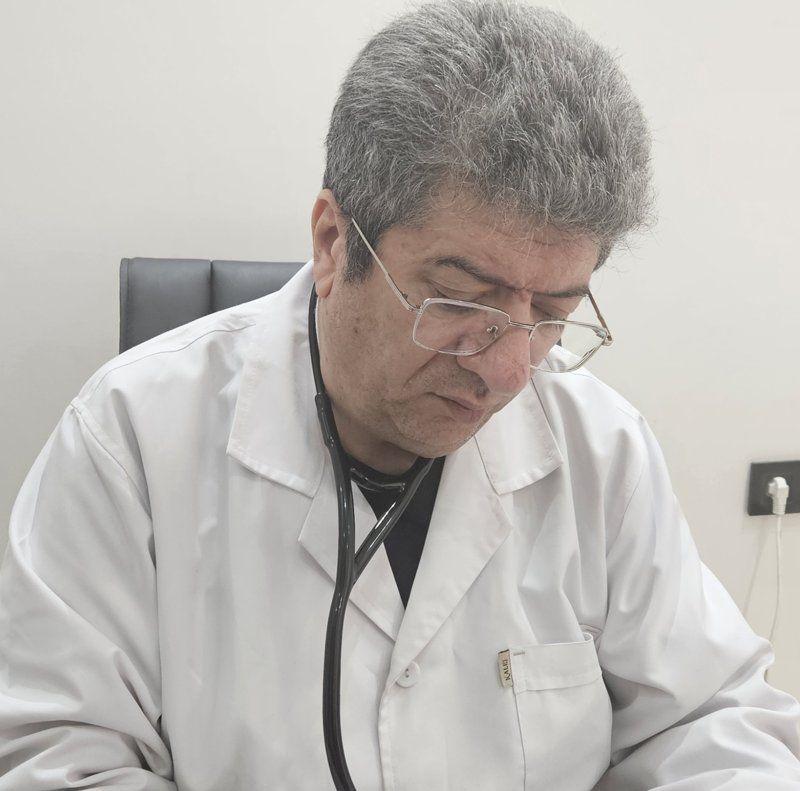 دکتر امید بازرگان لاری فوق متخصص بیماری های قلب و عروق, متخصص بیماری های داخلی, دکترای حرفه ای پزشکی