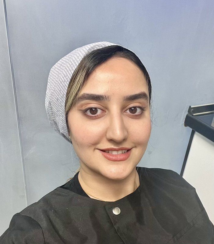 دکتر نسترن صادقی دکترای دندانپزشکی