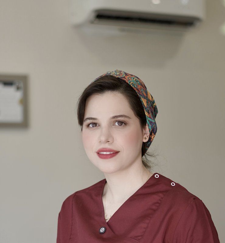 دکتر موژان غیاثوند