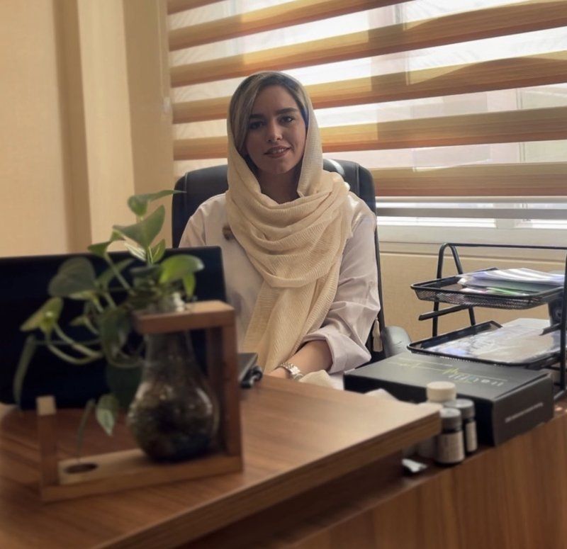 دکتر فاطمه منصوری