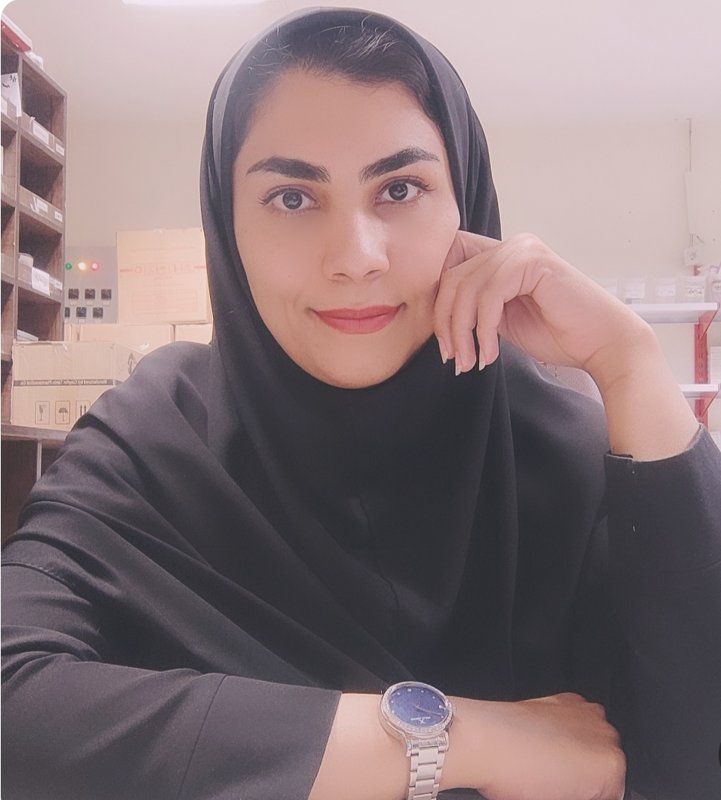 زینب جدیدی نیا «کارشناسی مامایی» عفونت زنان 'تعیین جنسیت 'تنبلی تخمدان 'تفسیر ازمایش و سونوگرافی' مشاوره بلوغ تا یائسگی' درمان اختلالات قاعدگی