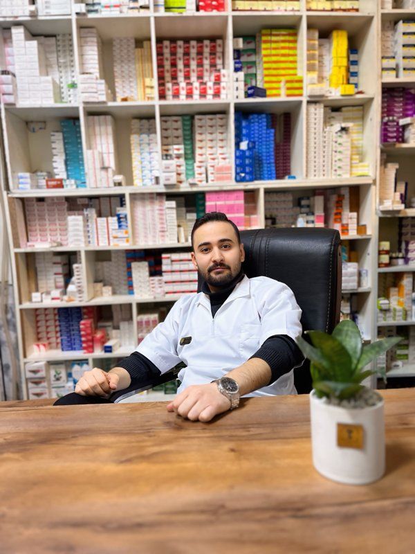 یونس لطفی دکترای حرفه‌ای داروسازی