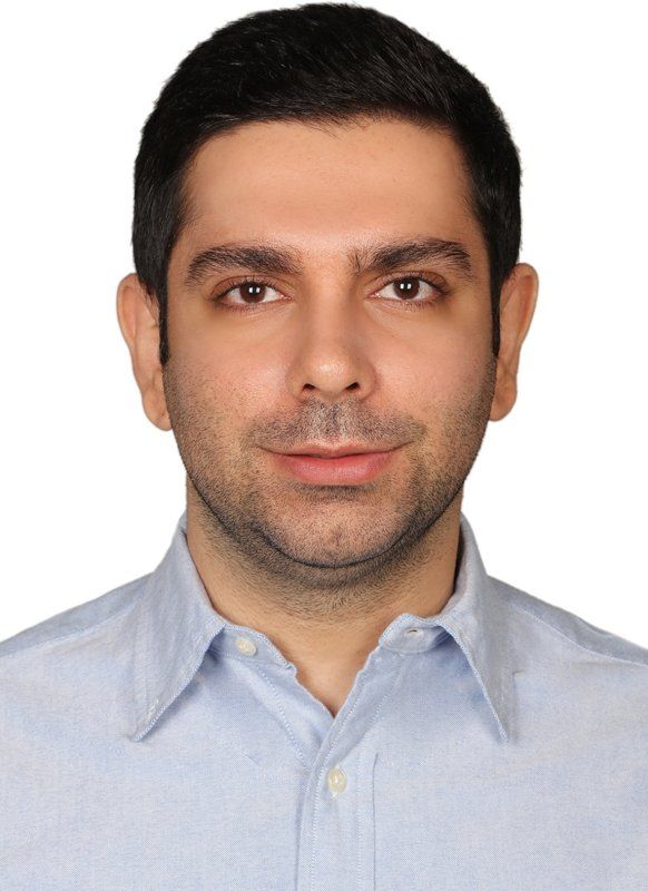 دکتر امیرحسین شکیبافرد متخصص بیماری های قلب و عروق